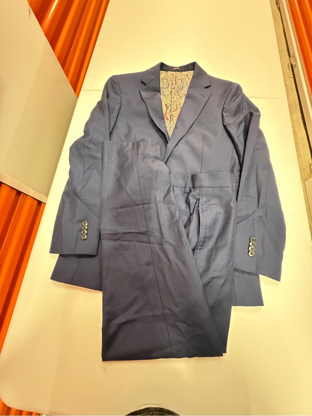 Joseph Abboud JOE 100% Wool Navy 2 Pc Suit 38R Jacket 32R Pants Paisley Lined